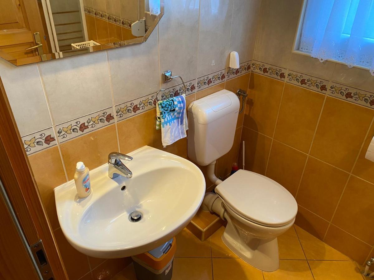 Apartamento Árnyas ház Balatonlelle Exterior foto